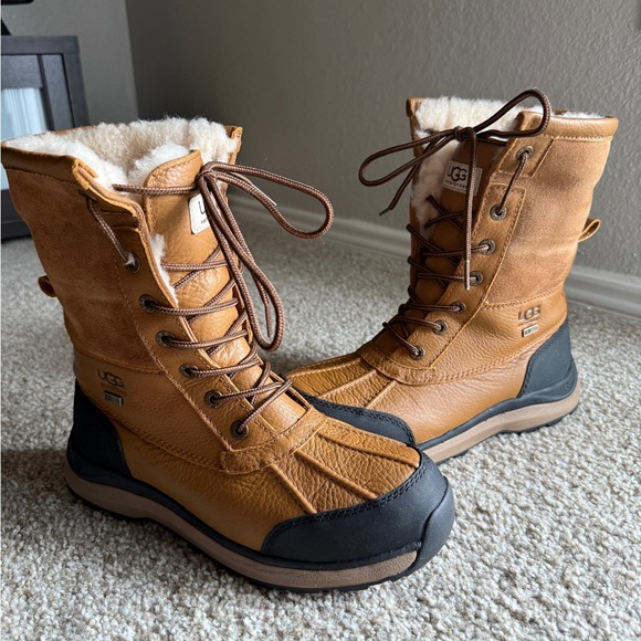 UGG Adirondack III Tan and Black Waterproof Boots - Picture 5 of 7